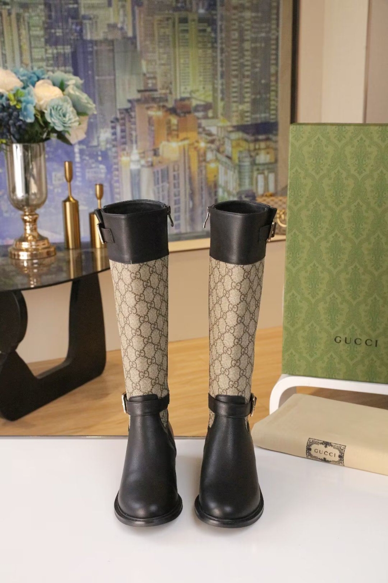 G*u*i boots